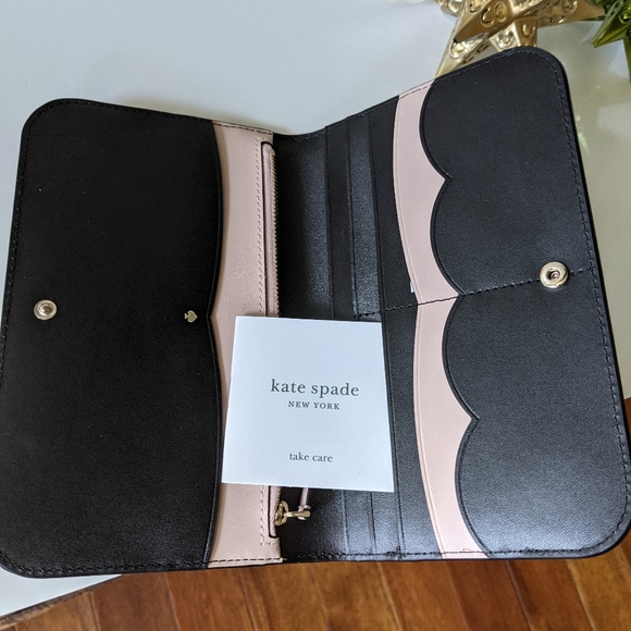 Kate Spade black medium sized clutch wallet - Picture 3 of 9